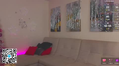 Snapshot of tesalune chatting on January 15, 5:08 am Tessa online show from January 15, 5:08 am