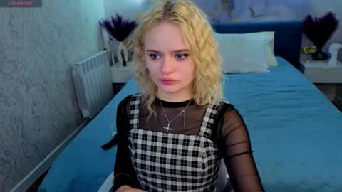 Tessa online show from March 24, 9:14 am