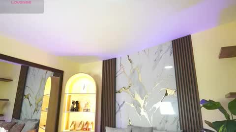 Tessa Fox online show from February 23, 11:40 am