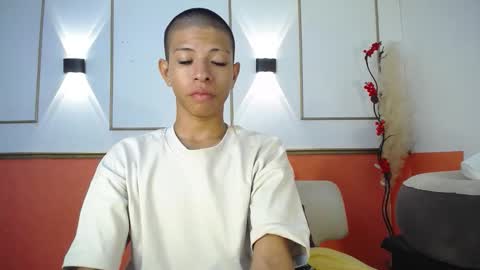 Snapshot of tessachains chatting on November 26, 2:45 am tessachains online show from November 26, 2:45 am