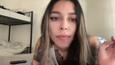 tessasavanna online show from January 21, 12:25 am