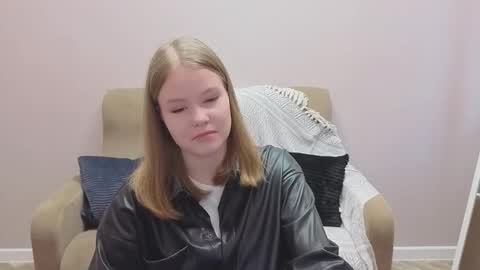 Tessa online show from October 3, 9:06 am