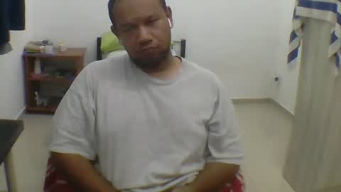 yours online show from July 6, 1:52 pm