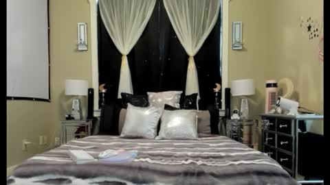 peachy online show from February 12, 7:09 pm