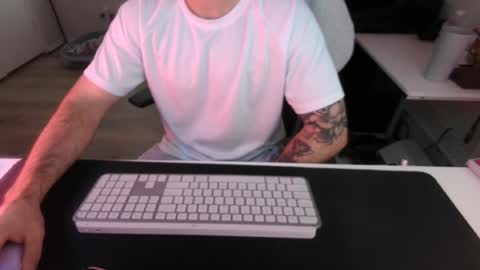 texasstrill online show from June 15, 12:57 am