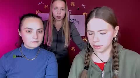 Snapshot of teya_starling chatting on December 20, 10:00 am teya_starling online show from December 20, 10:00 am