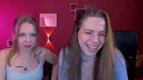 Snapshot of teya_starling chatting on March 14, 8:42 am teya_starling online show from March 14, 8:42 am