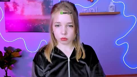 Snapshot of teya_starling chatting on March 16, 8:40 am teya_starling online show from March 16, 8:40 am