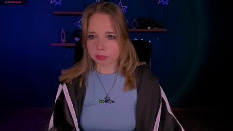 Snapshot of teya_starling chatting on March 17, 8:39 am teya_starling online show from March 17, 8:39 am