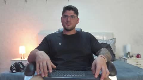 teylor creed online show from February 28, 8:07 pm