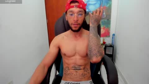 Cristhian Teylor online show from December 23, 4:28 pm