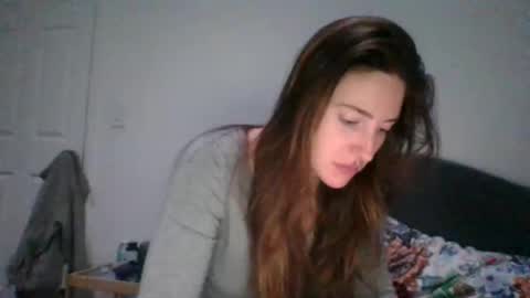 Snapshot of tfeather0532 chatting on February 2, 4:44 am Tessa online show from February 2, 4:44 am