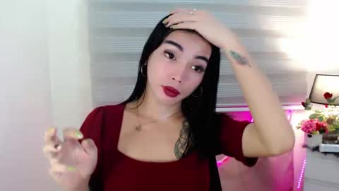 Snapshot of tgirl_jasmine1 chatting on December 14, 12:43 pm Vanessa online show from December 14, 12:43 pm