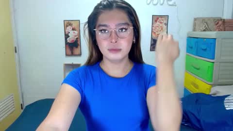 tgirlselena online show from November 5, 10:48 am