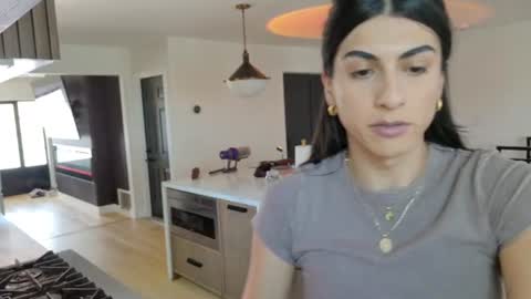 babygirlmami online show from August 1, 7:13 pm
