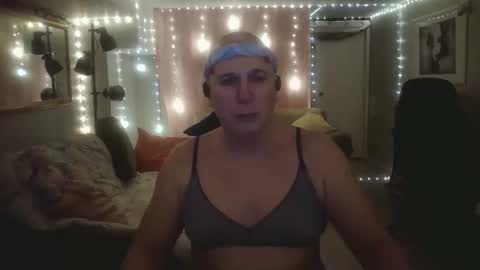 Snapshot of tglacey chatting on March 17, 7:39 pm lacey online show from March 17, 7:39 pm