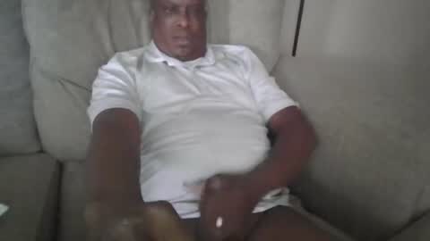 thadax197 online show from June 12, 10:52 pm