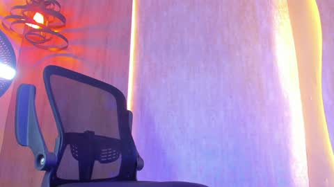 thaddeus king online show from January 7, 3:14 am