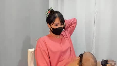 Snapshot of thaidancer chatting on December 4, 2:42 am CJ online show from December 4, 2:42 am