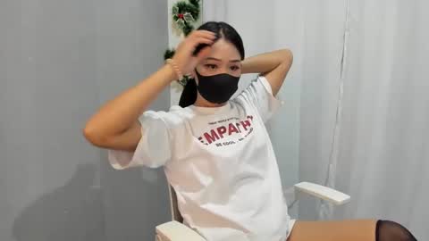 Snapshot of thaidancer chatting on December 8, 4:04 am CJ online show from December 8, 4:04 am