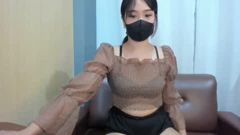 Snapshot of thaidancer chatting on November 4, 3:38 am CJ online show from November 4, 3:38 am