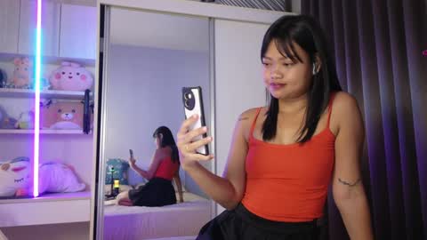 Snapshot of thailand4you chatting on December 2, 12:51 pm AbbieThai online show from December 2, 12:51 pm