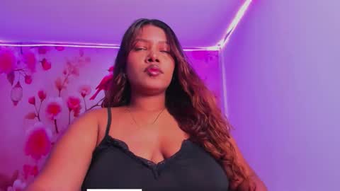 Snapshot of thais_waldrof chatting on September 21, 9:38 pm Andreina online show from September 21, 9:38 pm