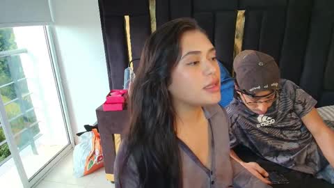 Snapshot of thaisadara24 chatting on April 4, 10:07 pm T H A I S online show from April 4, 10:07 pm