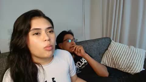 Snapshot of thaisadara24 chatting on May 16, 12:07 am T H A I S online show from May 16, 12:07 am