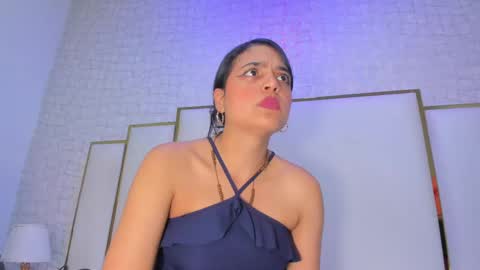 Snapshot of thalia888_ chatting on April 11, 7:07 pm thalia888_ online show from April 11, 7:07 pm