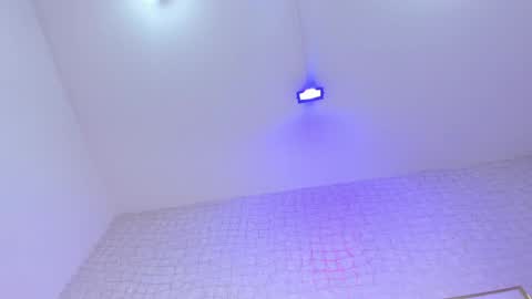 Snapshot of thalia888_ chatting on April 30, 7:42 pm thalia888_ online show from April 30, 7:42 pm