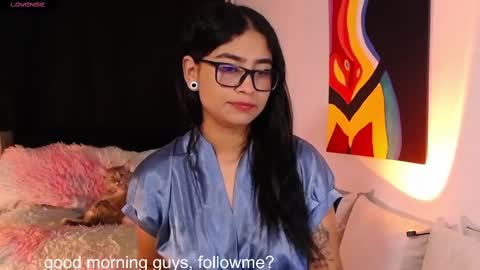 thalia  online show from October 25, 11:07 am