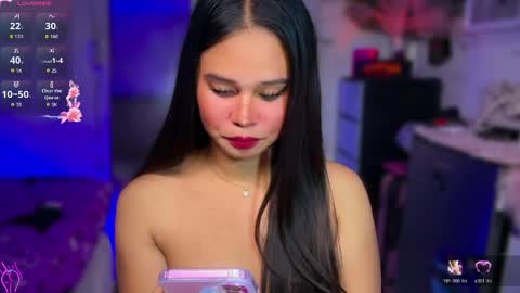 Snapshot of thalia_houston69 chatting on April 24, 6:32 pm Ms. Thalia online show from April 24, 6:32 pm