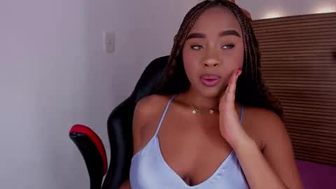 thaliaocean online show from September 27, 4:06 am