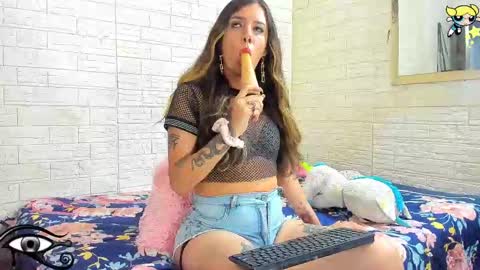 Snapshot of thaliasweetlust chatting on October 1, 8:37 pm Thalia online show from October 1, 8:37 pm