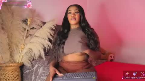 thalyanna_ebony online show from June 11, 9:24 pm
