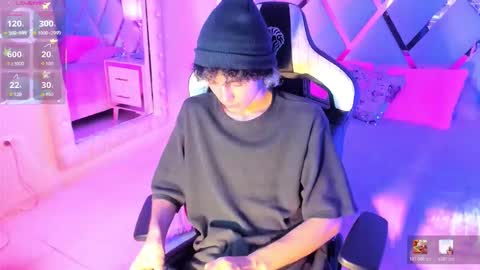 Snapshot of thanier_18 chatting on March 6, 7:21 pm thanier_18 online show from March 6, 7:21 pm