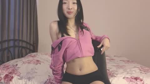 Snapshot of thanos_world1321002 chatting on October 5, 5:50 am thanos_world1321002 online show from October 5, 5:50 am