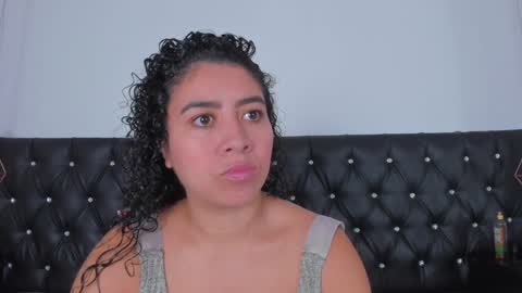thara webstter online show from December 16, 11:44 am