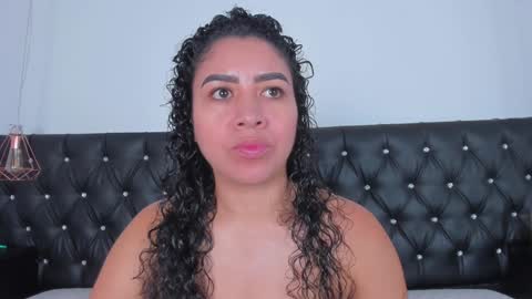 thara webstter online show from December 31, 11:42 am
