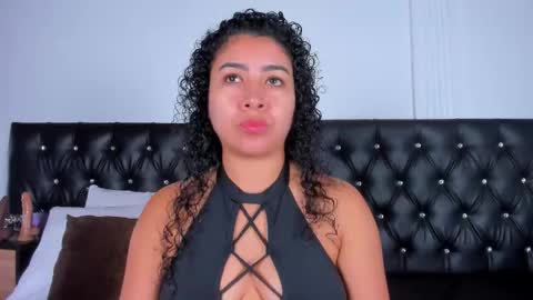 thara webstter online show from October 15, 11:43 am