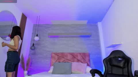 Thara Rouse online show from November 10, 12:26 pm