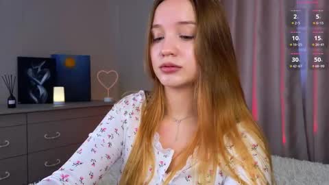 Snapshot of thatonerabbit chatting on October 2, 10:11 am Alice online show from October 2, 10:11 am