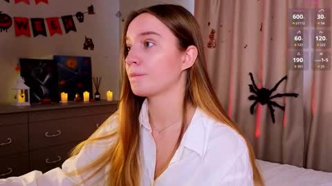 Snapshot of thatonerabbit chatting on October 26, 10:54 am Alice online show from October 26, 10:54 am