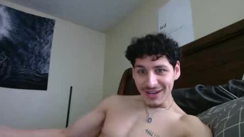 thatricanxxx online show from February 6, 6:55 pm