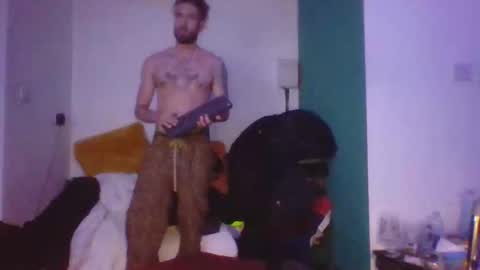 Snapshot of thatsgbp chatting on November 4, 6:45 am thatsgbp online show from November 4, 6:45 am