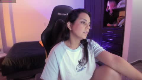 Paola online show from January 16, 6:59 pm