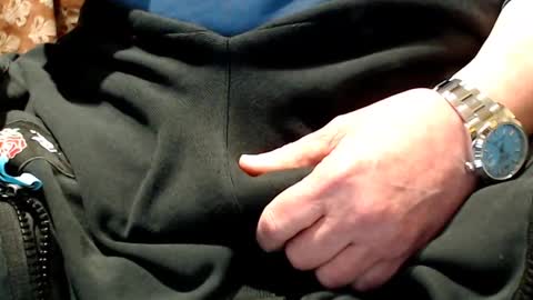 Snapshot of the1pocketrocket chatting on March 2, 7:02 pm the1pocketrocket online show from March 2, 7:02 pm