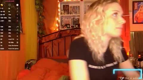 Snapshot of the_a_udacity chatting on September 29, 11:09 pm the_a_udacity online show from September 29, 11:09 pm