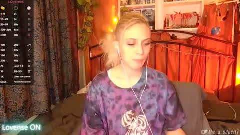 Snapshot of the_a_udacity chatting on March 29, 8:25 am the_a_udacity online show from March 29, 8:25 am